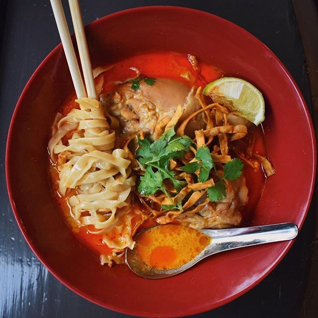 This pic of our Khao Soi 🙌 / 📸 by @nom_life! #pokpoknw